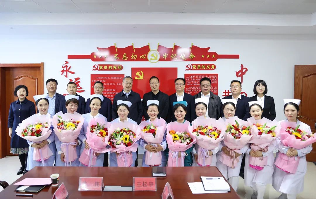 信阳师范学院与信阳市人民医院隆重举行合作签约仪式