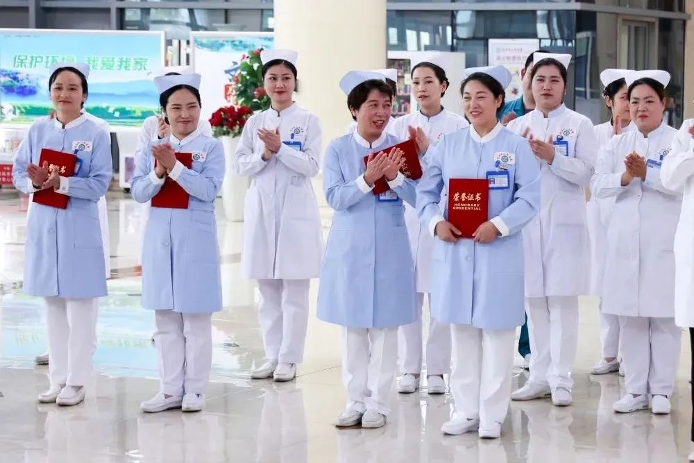 【平凡之路，一路生花】信阳市人民医院5·12国际护士节“优秀护士”代表风采展示